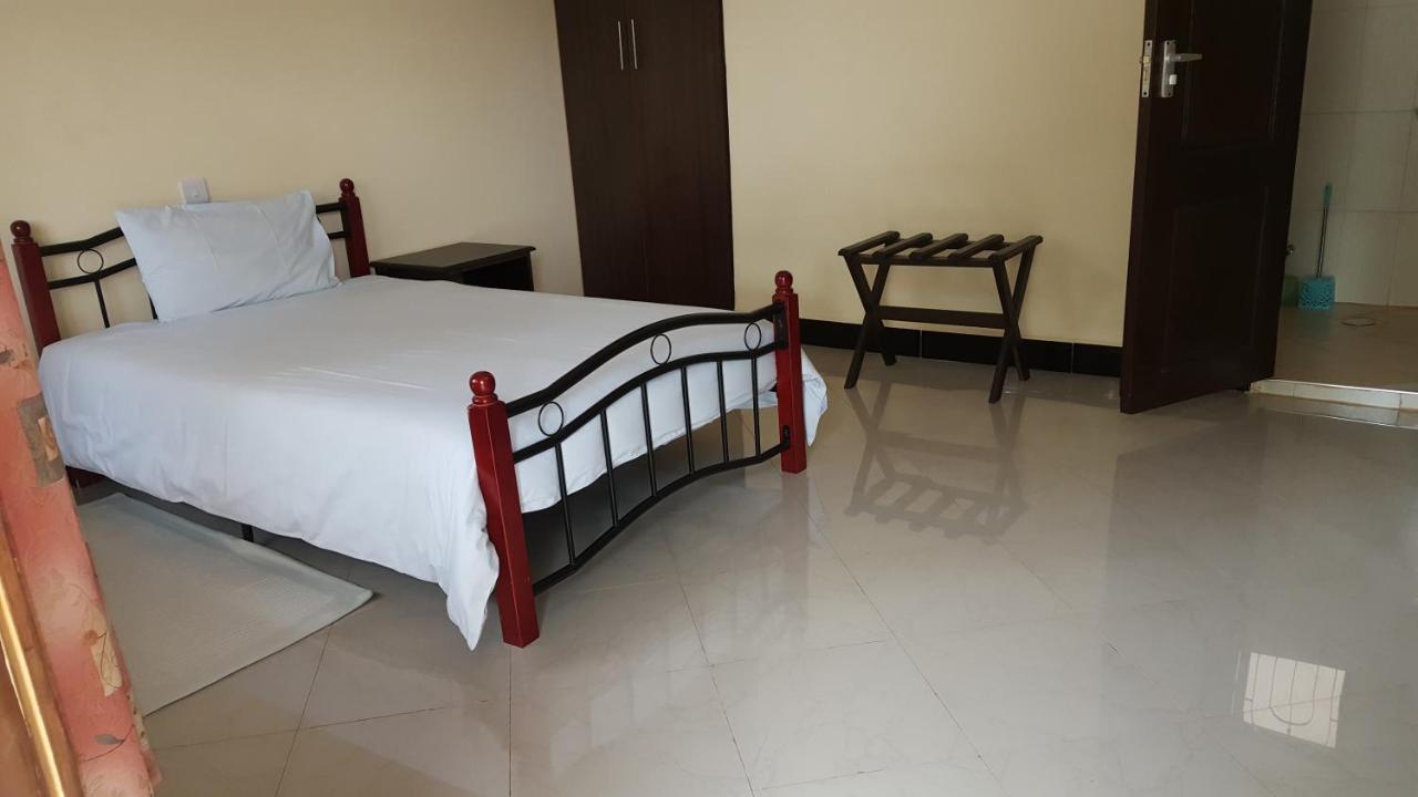 Kilimanjaro Lyimo's Country House2 Moshi Bagian luar foto