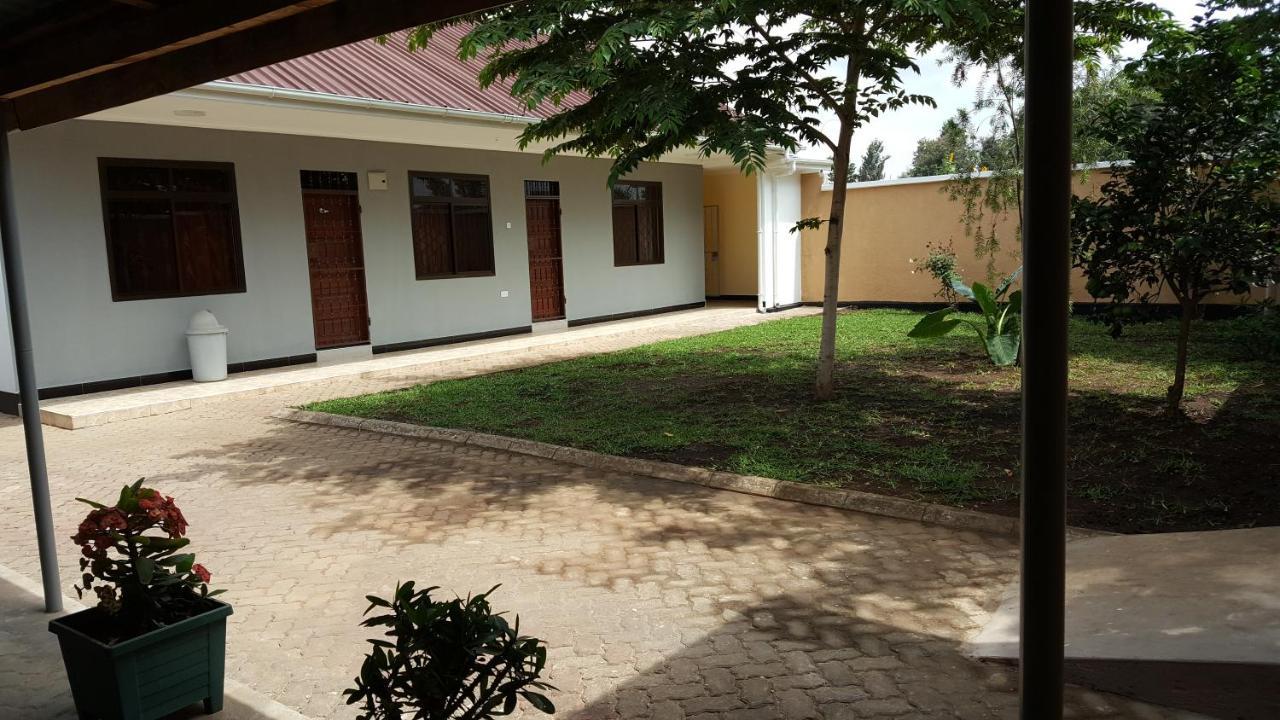 Kilimanjaro Lyimo's Country House2 Moshi Bagian luar foto