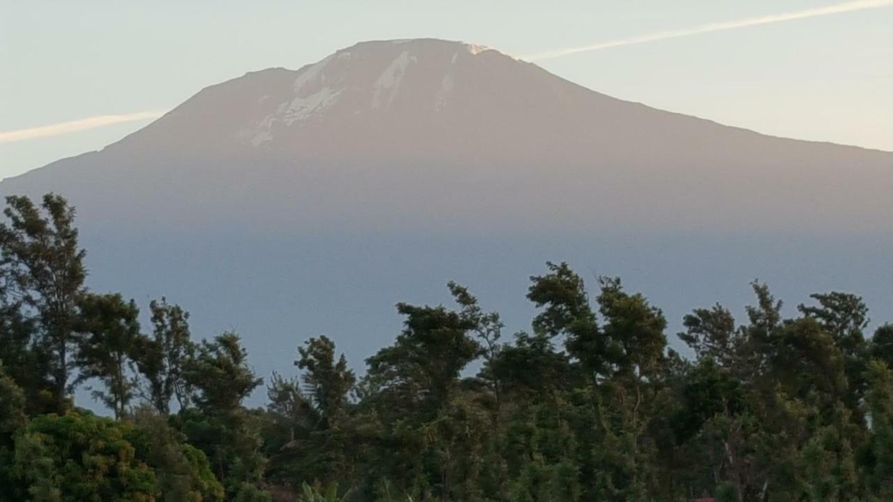 Kilimanjaro Lyimo's Country House2 Moshi Bagian luar foto